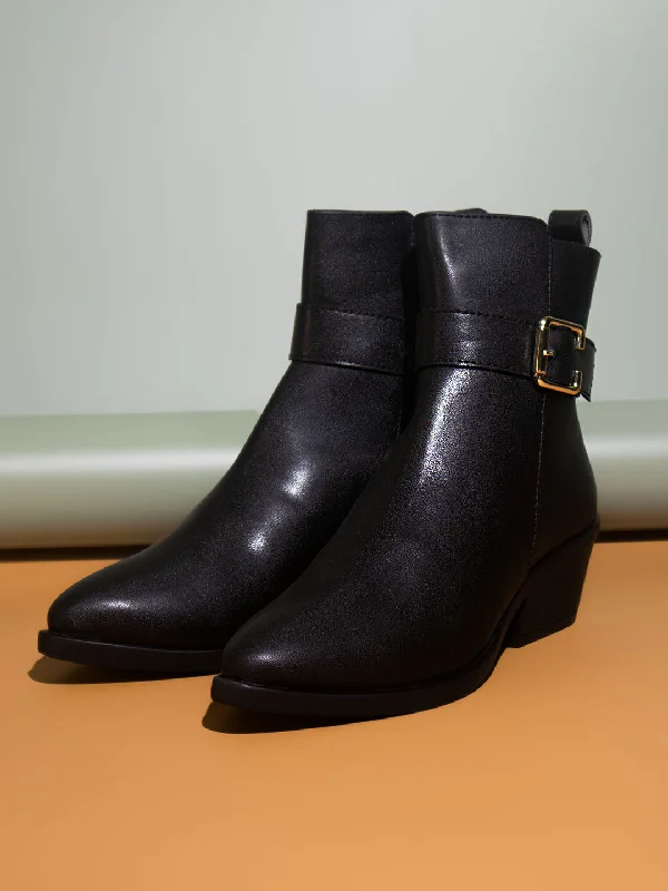 Women Black Block-Heeled Chelsea Boots