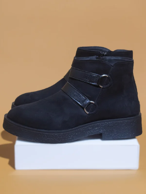 Women Black Heeled Mid-Top Regular Boots