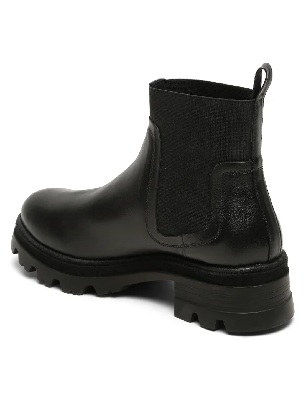 Women's Black Solid Leather chelsea Boots